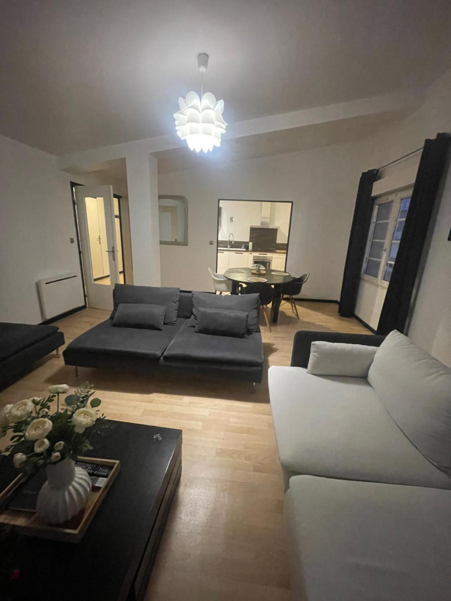 Le Nid De Sacha Apartment Épernay Exterior foto