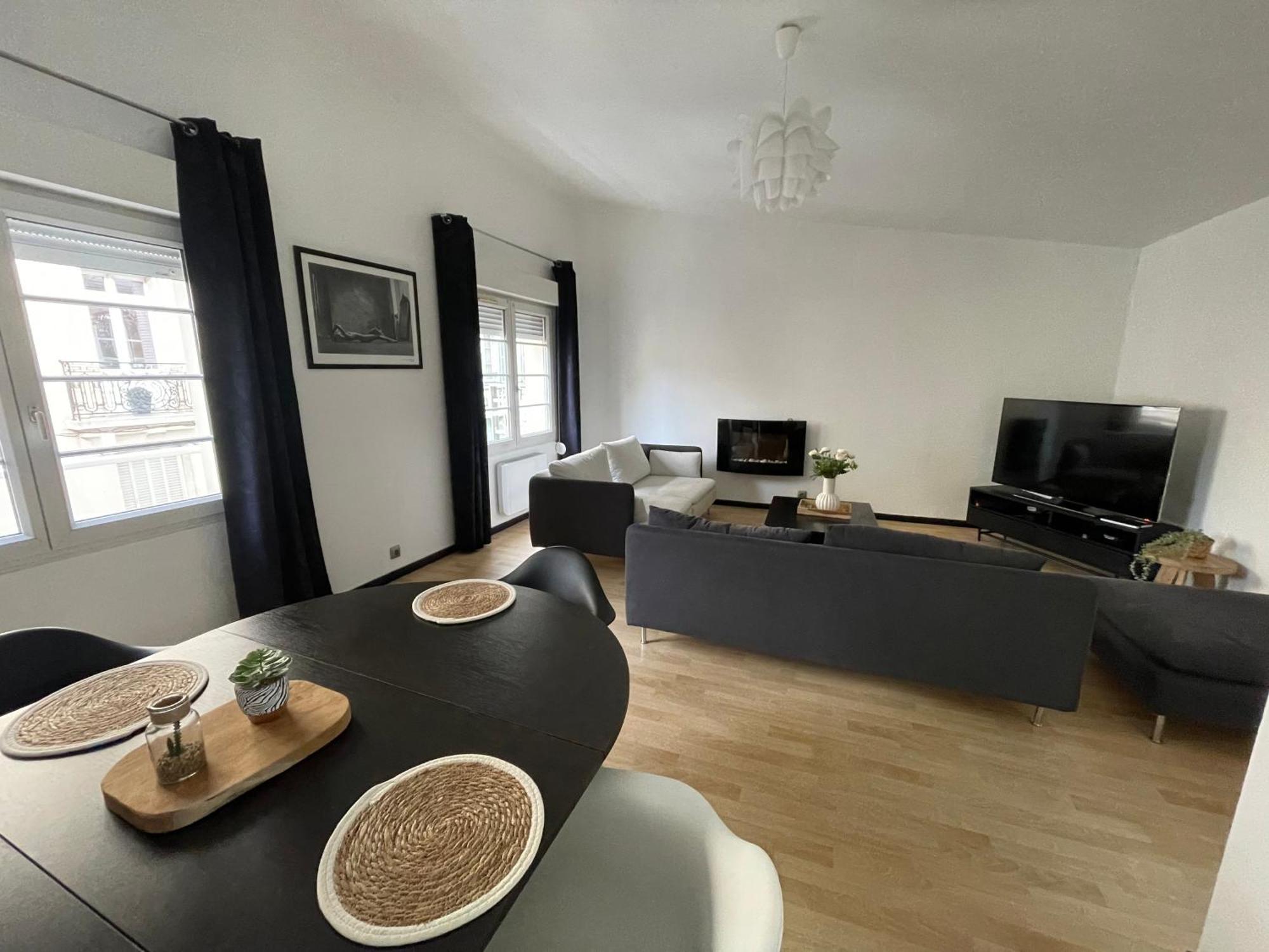 Le Nid De Sacha Apartment Épernay Exterior foto